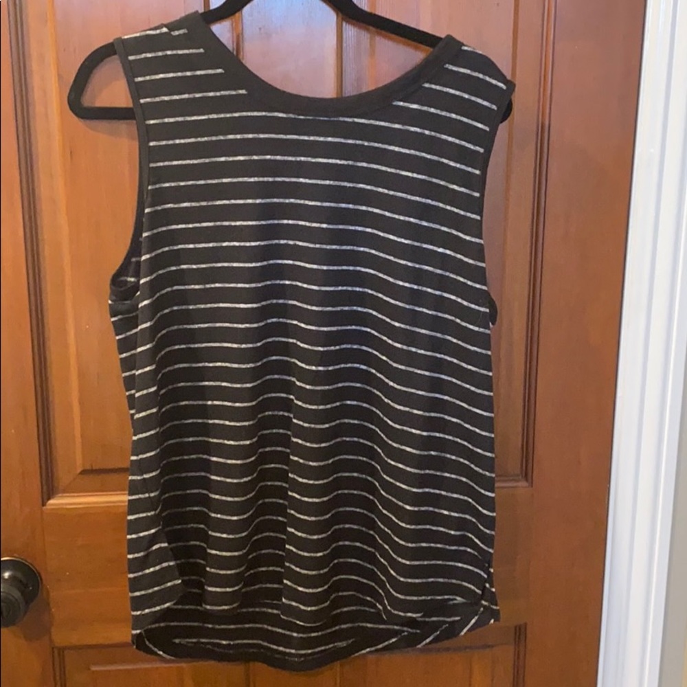 Old Navy muscle tee (size L)